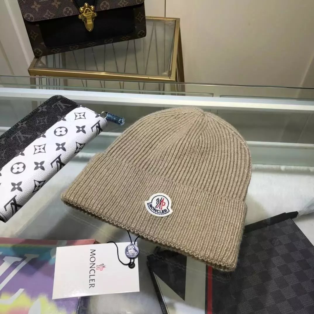 Moncler Beanie Supplier