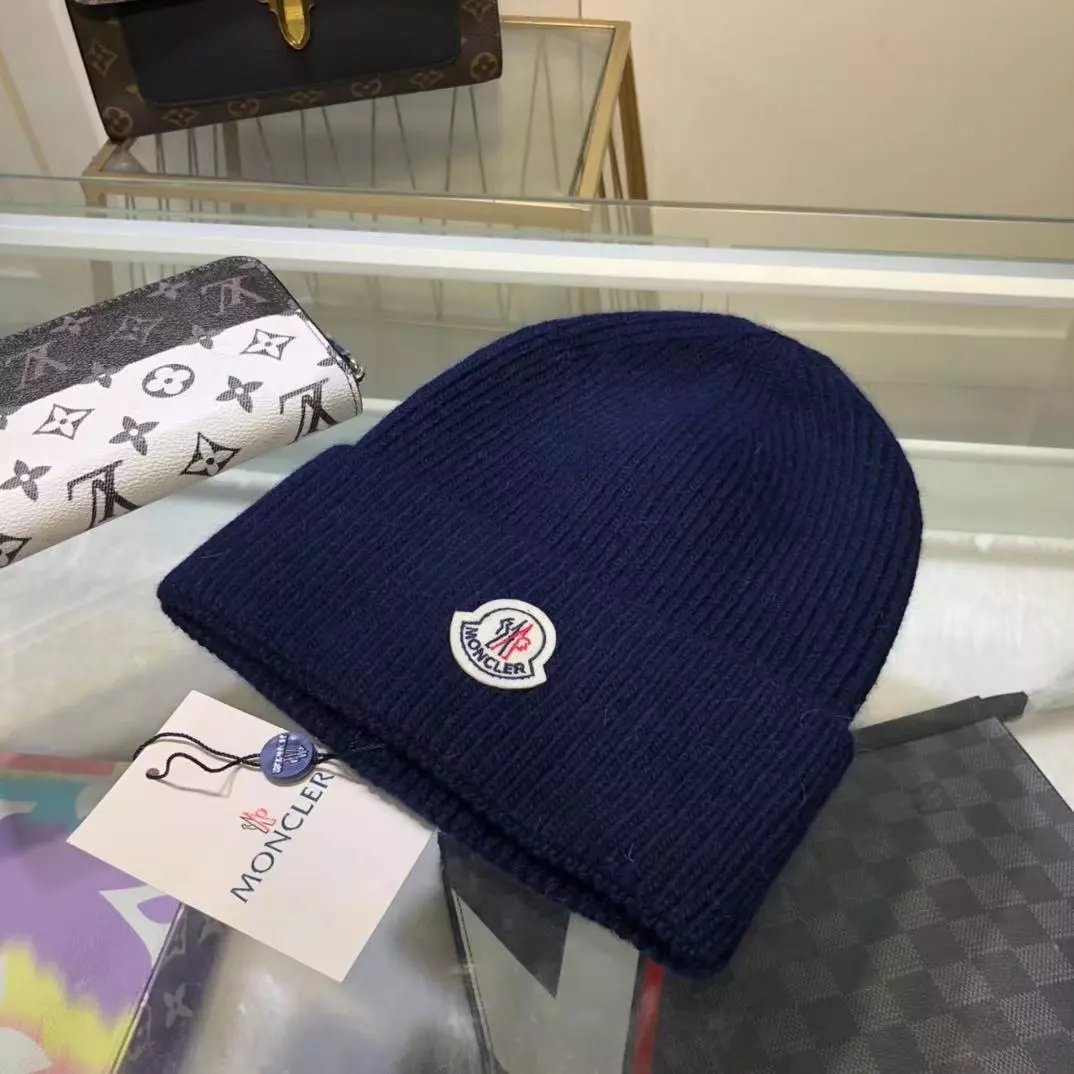 Moncler Beanie Supplier