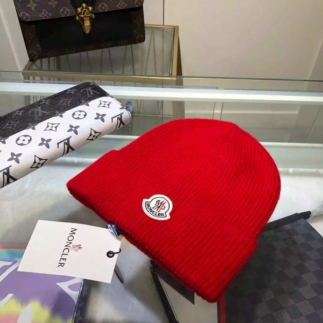 Moncler Beanie Supplier